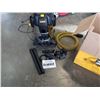 Image 2 : DeWalt 10 gallon Shop-Vac motor runs needs filter and holder