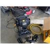 Image 3 : DeWalt 10 gallon Shop-Vac motor runs needs filter and holder