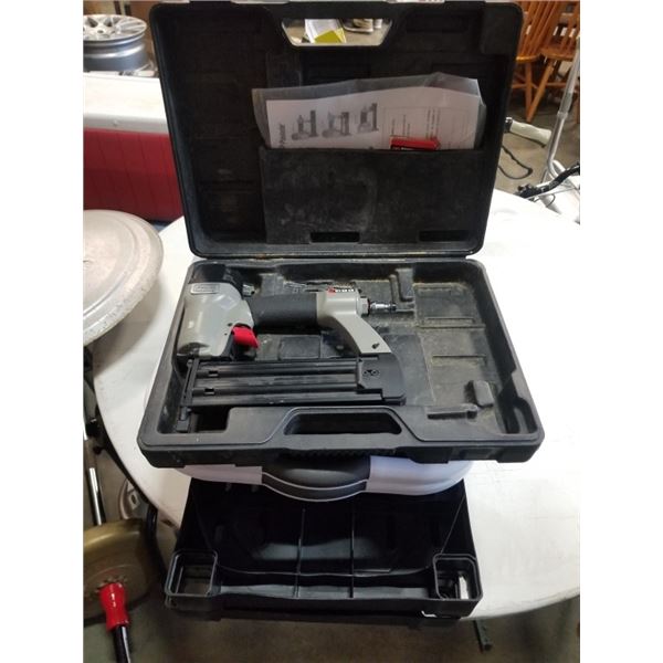 PORTER CABLE AIR NAILER
