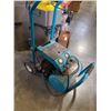 Image 3 : Makita Mac 5200 portable air compressor working