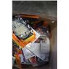 Image 4 : CASE OF PUZZLE SPHERE KEYCHAINS AND BOX OF HALLOWEEN DECOR