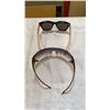 Image 10 : BOX OF SUNGLASSES