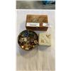 Image 1 : WOODEN JEWELLERY BOX W/ RINGS AND 2 TINS OF JEWELLERY