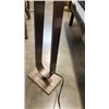 Image 3 : MODERN METAL FLOOR LAMP