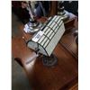 Image 3 : LEADED GLASS TABLE LAMP