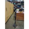 Image 1 : ORNATE FLOOR LAMP - NO SHADE