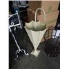 Image 3 : Umbrella stand, decorative metal bin and companion set