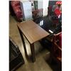 Image 8 : MODERN GLASSTOP DINING TABLE WITH JACKNIFE LEAF AND 4 CHAIRS