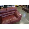 Image 2 : BURGUNDY LEATHER LOVESEAT
