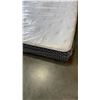 Image 4 : FLOOR MODEL BEAUTYREST ELLISON QUEEN SIZE EURO TOP MATTRESS - RETAIL $1199