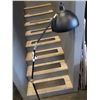 Image 2 : ADJUSTABLE FLOOR LAMP