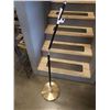 Image 3 : ADJUSTABLE FLOOR LAMP