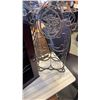 Image 2 : Decorative metal wine rack, shelf and small cupboard