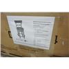 Image 3 : NEW ASHLEY SIGNATURE DESIGN SWIVEL BAR STOOL - COUTER HEIGHT IN BOX