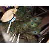 Image 2 : LOT OF PEACOCK FEATHER AND OTHER FANS