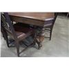 Image 3 : ANTIQUE DINING TABLE WITH 6 CHAIRS AND 2 LEAFS