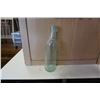 Image 4 : 30 vintage and anitque bottles and metal wine rack