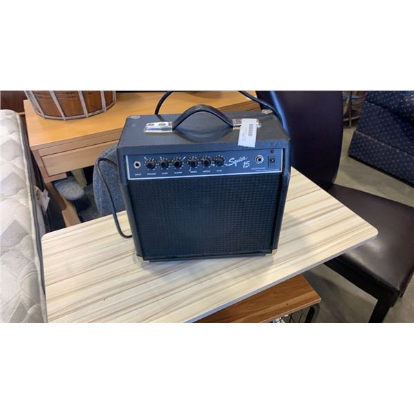 SQUIER 15 GUITAR AMP