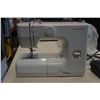 Image 2 : JANOME SEWING MACHINE