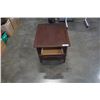 Image 2 : Kroehler one drawer endtable