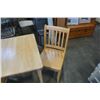 Image 3 : MAPLE DINING TABLE AND 2 CHAIRS