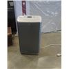 Image 1 : LG 13000 BTU PORTABLE AIR CONDITIONER