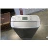 Image 2 : LG 13000 BTU PORTABLE AIR CONDITIONER