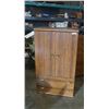 Image 1 : OAK FINISH WARDROBE