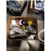 Image 2 : 2 TRAYS AND BASKET OF ELECTRONICS
