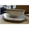 Image 8 : CHRISTOPHER STUART DISH SET