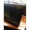 Image 2 : Panasonic 900watt black microwave oven
