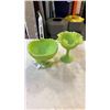 Image 1 : 2 jadeite stemware bowls