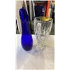 Image 1 : Crystal vase and art glass vase