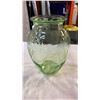 Image 2 : 2 URANIUM GLASS VASES 7 1/2 AND 8 INCHES TALL