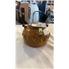 Image 2 : Antique wood purse and 1 cup teapot