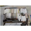 Image 4 : 2 TRAYS OF SPORTS AND OTHER CARDS - MOSTLY HOCKEY