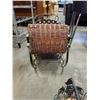 Image 3 : Decorative metal and wicker sleigh with basket