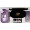 Image 2 : 2001 World Figure Skating Championship 24K Gold Plated Medallion and Stamps - Ice Dance Pairs