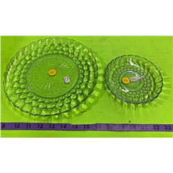 2 Bubble Glass Plates 5.5" X 9.5"