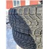 Image 4 : 2x Firestone Winterforce 195/65/15 on Hyundai rims