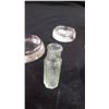 Image 3 : Lot Glass Castors & Bottle & Ornament