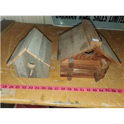 2 Bird Houses