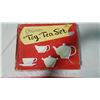 Image 1 : Vintage Toy China Tea Set