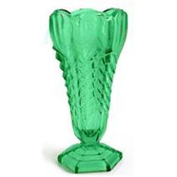 Davidson Green Art Glass Chevron Vase #1582916