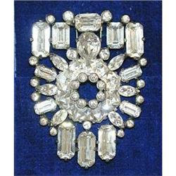 40's Eisenberg Pot Metal & Rhinestone Fur Clip #1583416