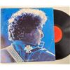 Image 1 : Autograph Signed Bob Dylan Greatest Hits Vinyl