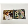 Image 1 : Autograph Signed Elton John Greatest Hits CD