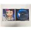 Image 1 : Autograph Signed David Bowie Best of CD
