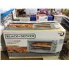 Image 1 : Black and Decker Crisp n Bake Large Capacity Air Fry Convection OvenÂ 