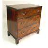 Image 1 : A GEORGE III STYLE MAHOGANY CHEST OF DRAWERS